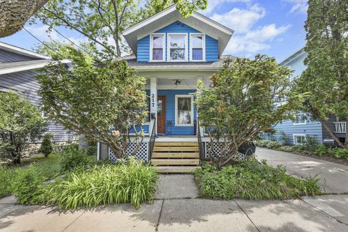 217 N 6th St, Madison, WI, 53704-4936 | Card Image