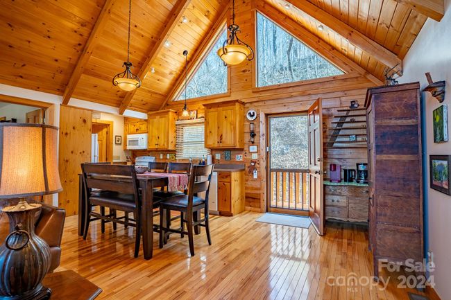 3184 Loafers Rest Rd, House other with 3 bedrooms, 2 bathrooms and null parking in Austinville VA | Image 5