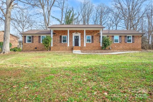 1254 Huckleberry Dr, Lincolnton, NC, 28092-7757 | Card Image