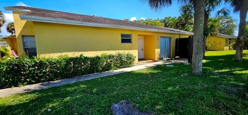 4-210 Sparrow Dr, Royal Palm Beach, FL, 33411-1347 | Card Image