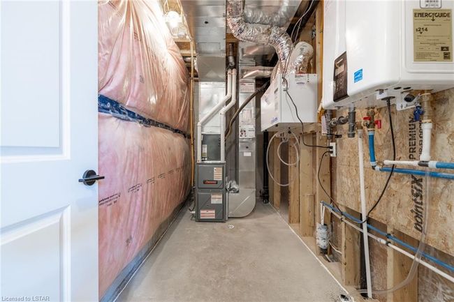 6477 Royal Magnolia Ave, House other with 3 bedrooms, 2 bathrooms and 2 parking in London ON | Image 34