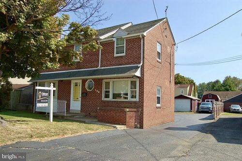 108 S Dupont Rd, Elsmere, DE, 19805-1401 | Card Image