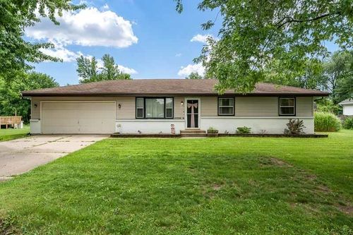 819 Greglynn St, Machesney Park, IL, 61115-1275 | Card Image