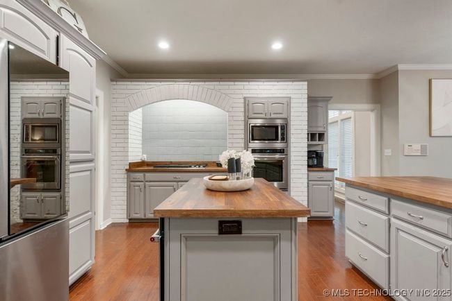 8766 Haskell Dr, House other with 4 bedrooms, 5 bathrooms and null parking in Broken Arrow OK | Image 13