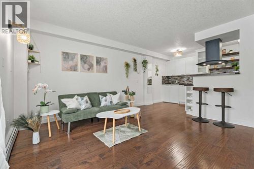 123 24 Ave Sw, Calgary, AB, T2S0J8 | Card Image