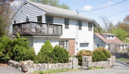 72 Johnson St, Lake Peekskill, NY, 10537-1309 | Card Image