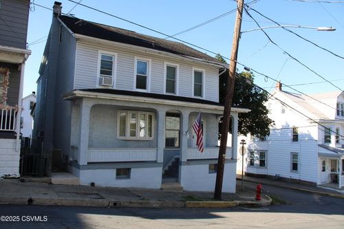 900 E Sunbury St, Shamokin, PA, 17872-5035 | Card Image