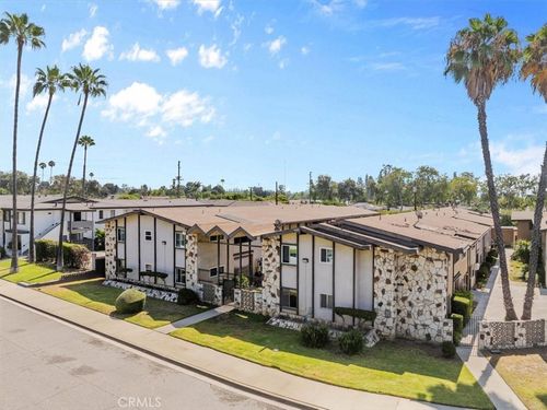 4-2018 Las Vegas Ave, Pomona, CA, 91767 | Card Image