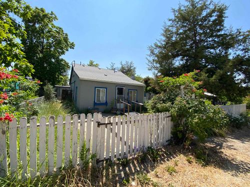 302 Stockton St, Parma, ID, 83660 | Card Image