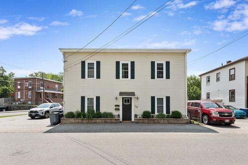 b-2 Hart St, Wakefield, MA, 01880-3411 | Card Image