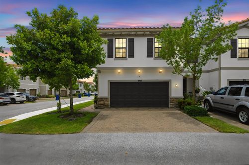 1009 Sweet Briar Ln, Riviera Beach, FL, 33410-1909 | Card Image