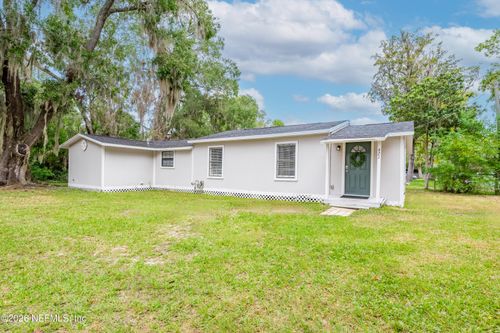 421 N Polk St, Starke, FL, 32091-2438 | Card Image