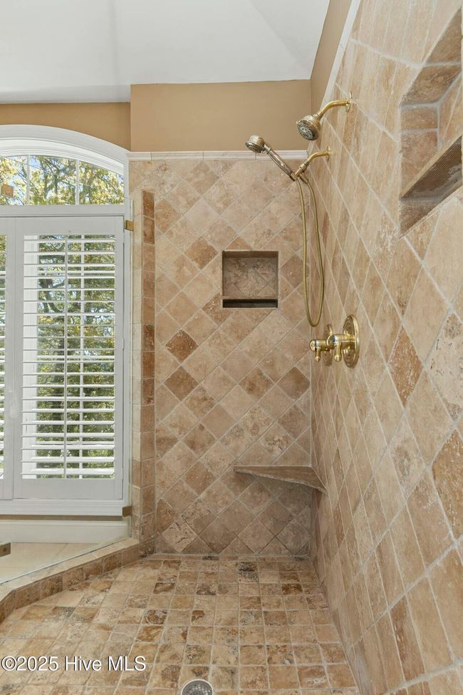 Master Bath | Image 84