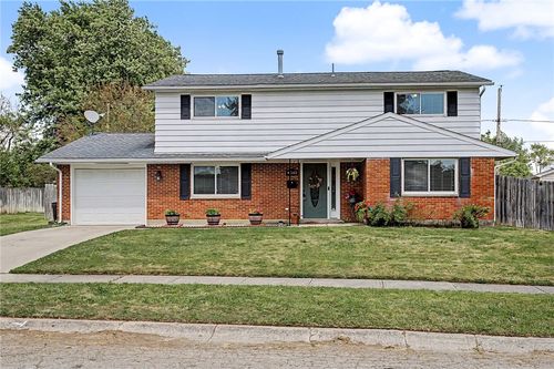 4843 Pennswood Dr, Huber Heights, OH, 45424-5439 | Card Image