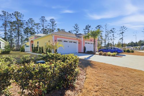 895 Harborside Dr, Hardeeville, SC, 29927-2977 | Card Image