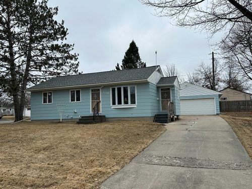 336 Arlington Rd, Hoyt Lakes, MN, 55750-1118 | Card Image