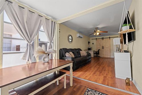 3143 Nw 59th St, Miami, FL, 33142-2102 | Card Image