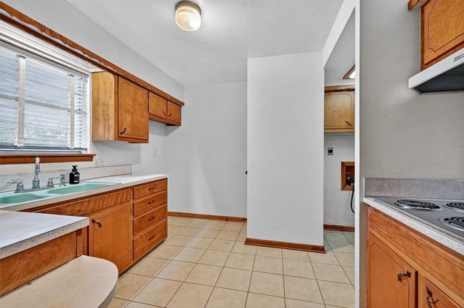 1402 Hillcrest Dr, House other with 3 bedrooms, 2 bathrooms and null parking in Sherman TX | Image 14