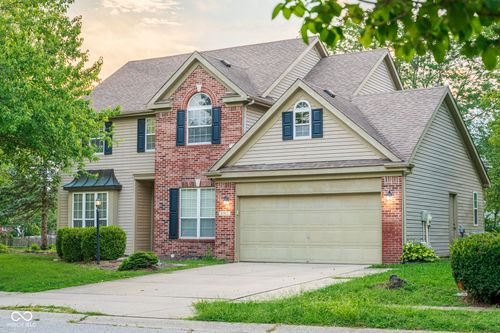 8302 Crystal Pointe Ln, Indianapolis, IN, 46236-8177 | Card Image