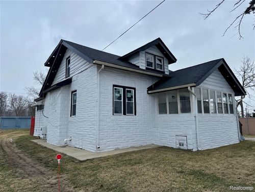 134 Auburn Rd, Rochester Hills, MI, 48307-5001 | Card Image