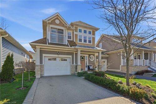 440 Ridgeway Rd, Crystal Beach, ON, L0S1B0 | Card Image