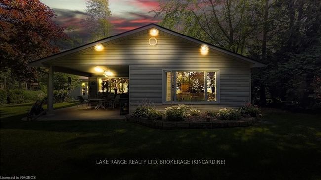 129 Huron Rd, House other with 3 bedrooms, 3 bathrooms and 5 parking in Kincardine ON | Image 9
