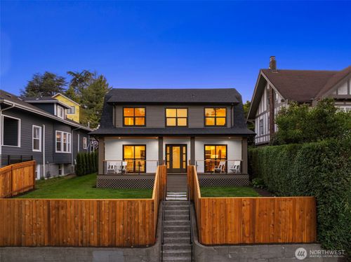 919 23rd Ave E, Seattle, WA, 98112-3550 | Card Image