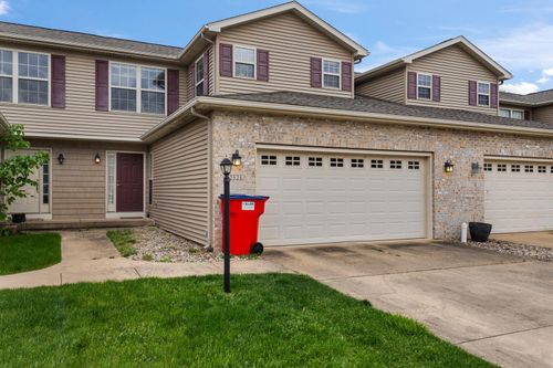 2521 Pembrook Pt, Champaign, IL, 61821-6949 | Card Image