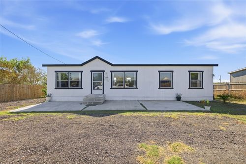 848 Railyard Dr, Kyle, TX, 78640-6661 | Card Image