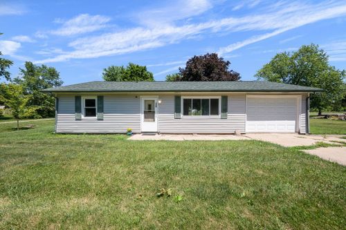 316 N 4th St, Neponset, IL, 61345-9305 | Card Image