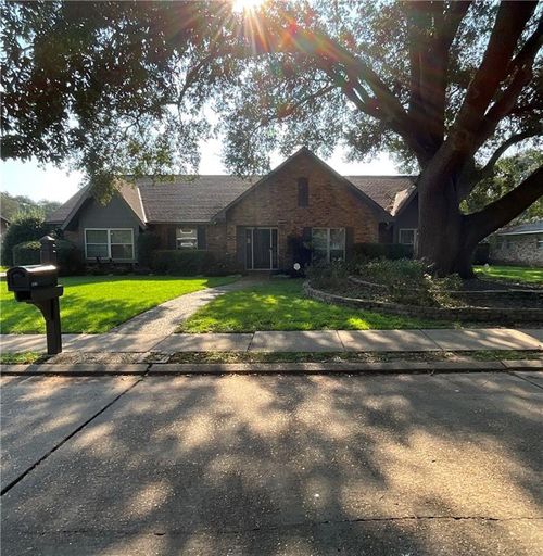 4819 Westgarden Blvd, Alexandria, LA, 71303-2640 | Card Image