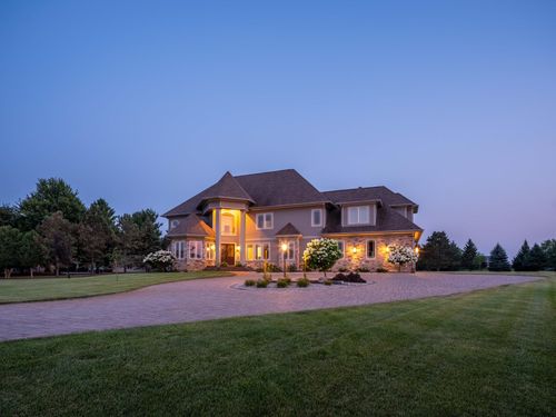 2683 Headland Ct Sw, Rochester, MN, 55902-3517 | Card Image