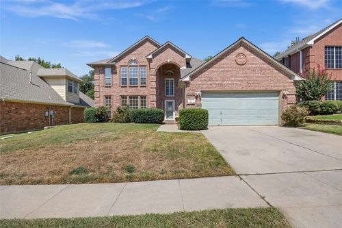 1923 Parktree Dr, Arlington, TX, 76001-5689 | Card Image