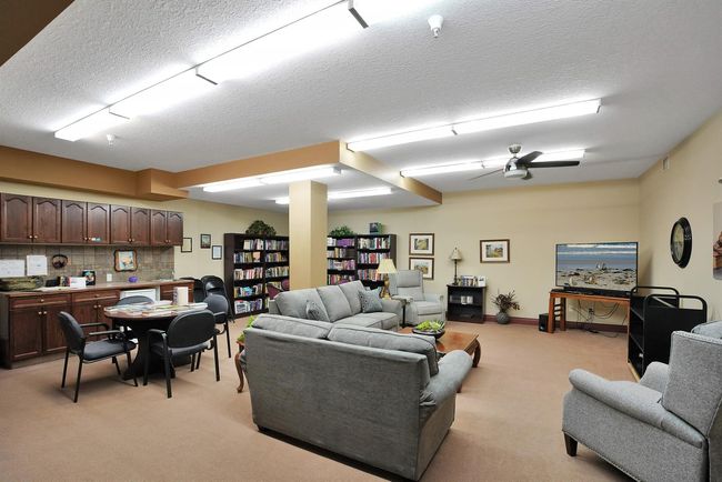 212 - 5300 48 St, Condo with 1 bedrooms, 2 bathrooms and 1 parking in Red Deer AB | Image 29