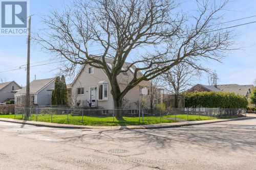 180 Mead Ave, Hamilton, ON, L8H3V1 | Card Image