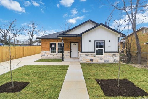 1906 Lennon Ave, San Antonio, TX, 78223-2589 | Card Image