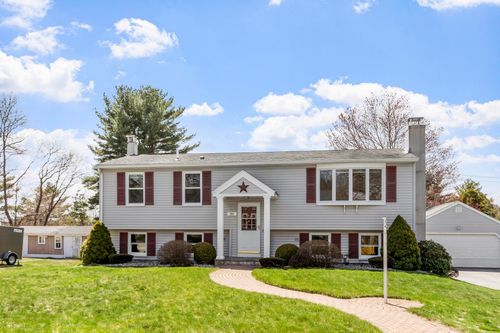 30 Davis Rd, Portsmouth, NH, 03801-4116 | Card Image