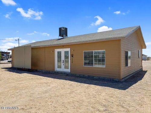 540 Little Apalooza Street, Tornillo, TX, 79853 | Card Image