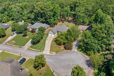 2185 Wedgewood Court, House other with 4 bedrooms, 3 bathrooms and null parking in AUBURN AL | Image 2