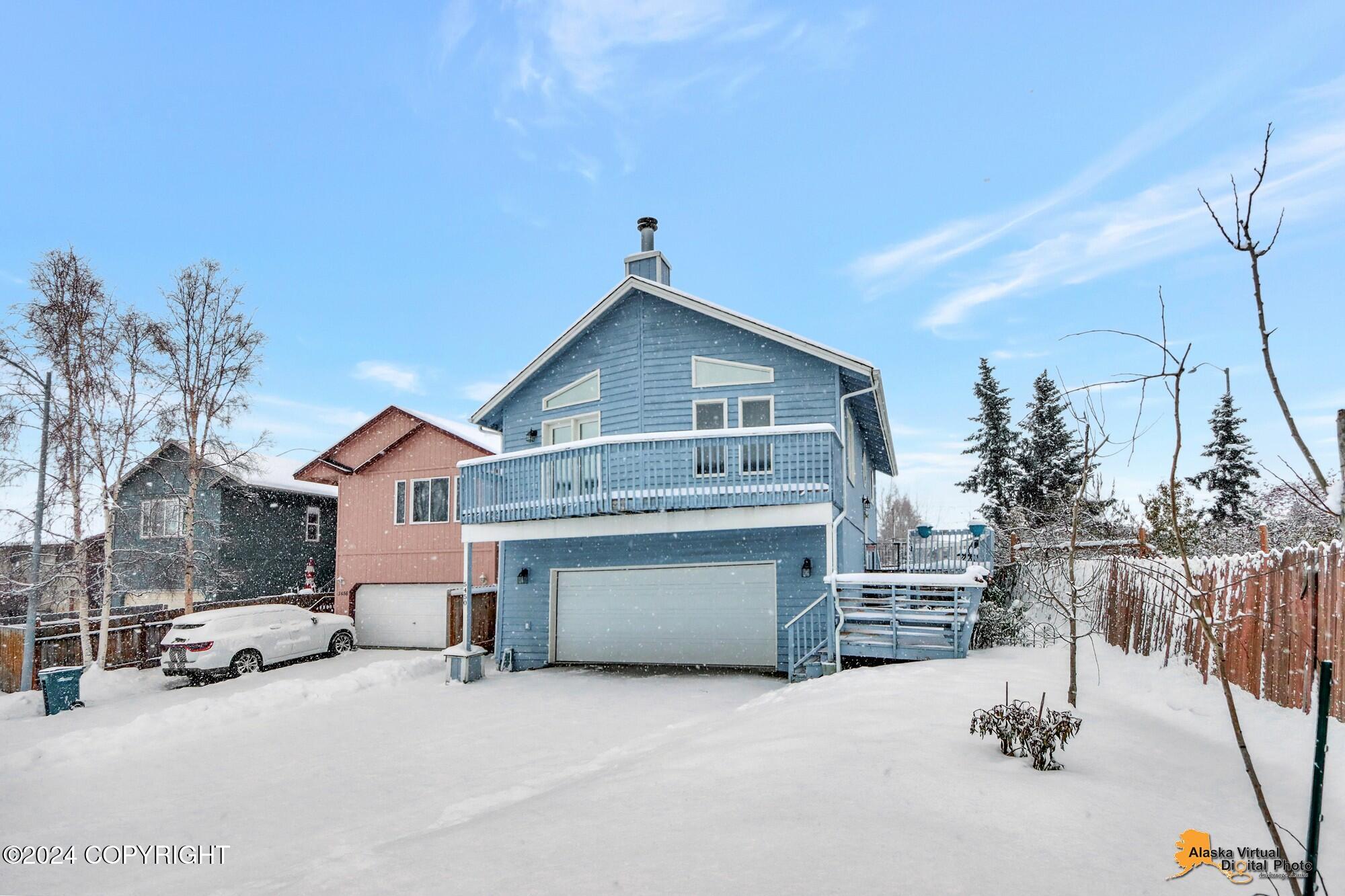 New Smyrna Cir, Anchorage, AK 99508