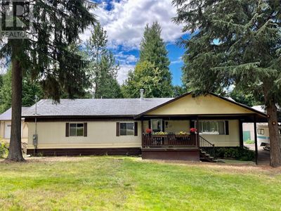 57 Montcalm Cres, House other with 3 bedrooms, 2 bathrooms and 15 parking in Sicamous BC | Image 2