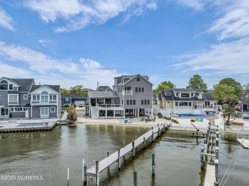 3306 Windsor Ave, Toms River, NJ, 08753-4856 | Card Image