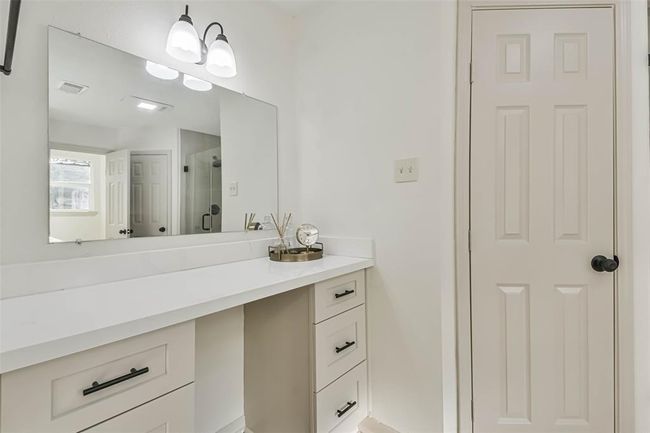 Vanity Area | Image 21