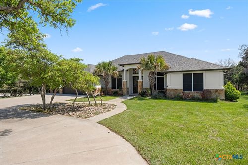 5545 Cliff Estates Rd, Temple, TX, 76502-6509 | Card Image