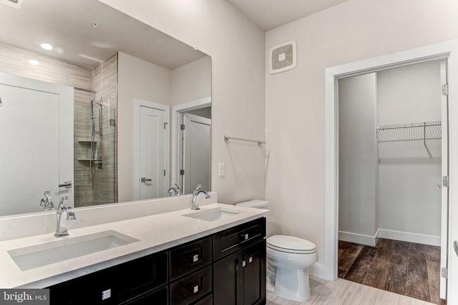APT-209 - 1761 Old Meadow Rd, Condo with 2 bedrooms, 2 bathrooms and null parking in MCLEAN VA | Image 16