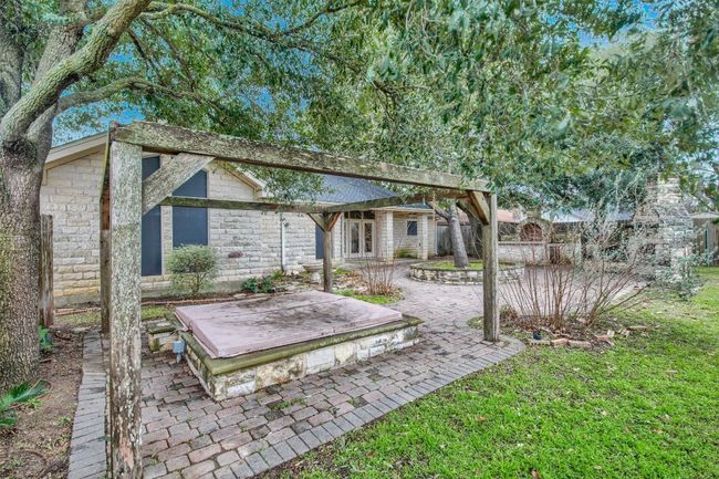 2300 Willow Ln, House other with 3 bedrooms, 2 bathrooms and 4 parking in Taylor TX | Image 38