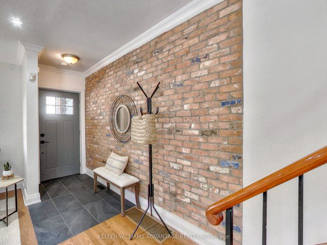 59 Corley Ave, House attached with 3 bedrooms, 2 bathrooms and null parking in Toronto ON | Image 5