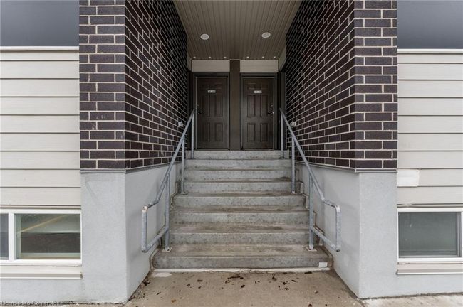 117 - 338 Albert St, Townhouse with 3 bedrooms, 3 bathrooms and 1 parking in Waterloo ON | Image 4