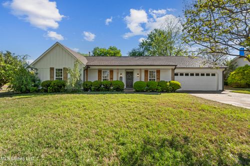 7572 Lone Oak Cv, Southaven, MS, 38671-6019 | Card Image