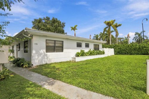 1-715 Ne 92nd St, Miami Shores, FL, 33138-2959 | Card Image